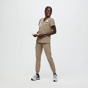 Figs Latte Scrub Set